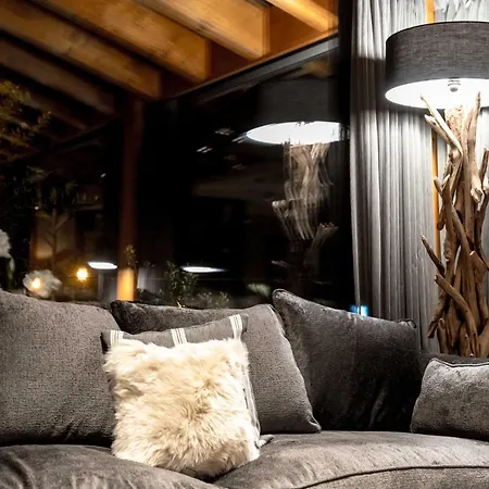 Naudi Boutique Adults Only Soldeu